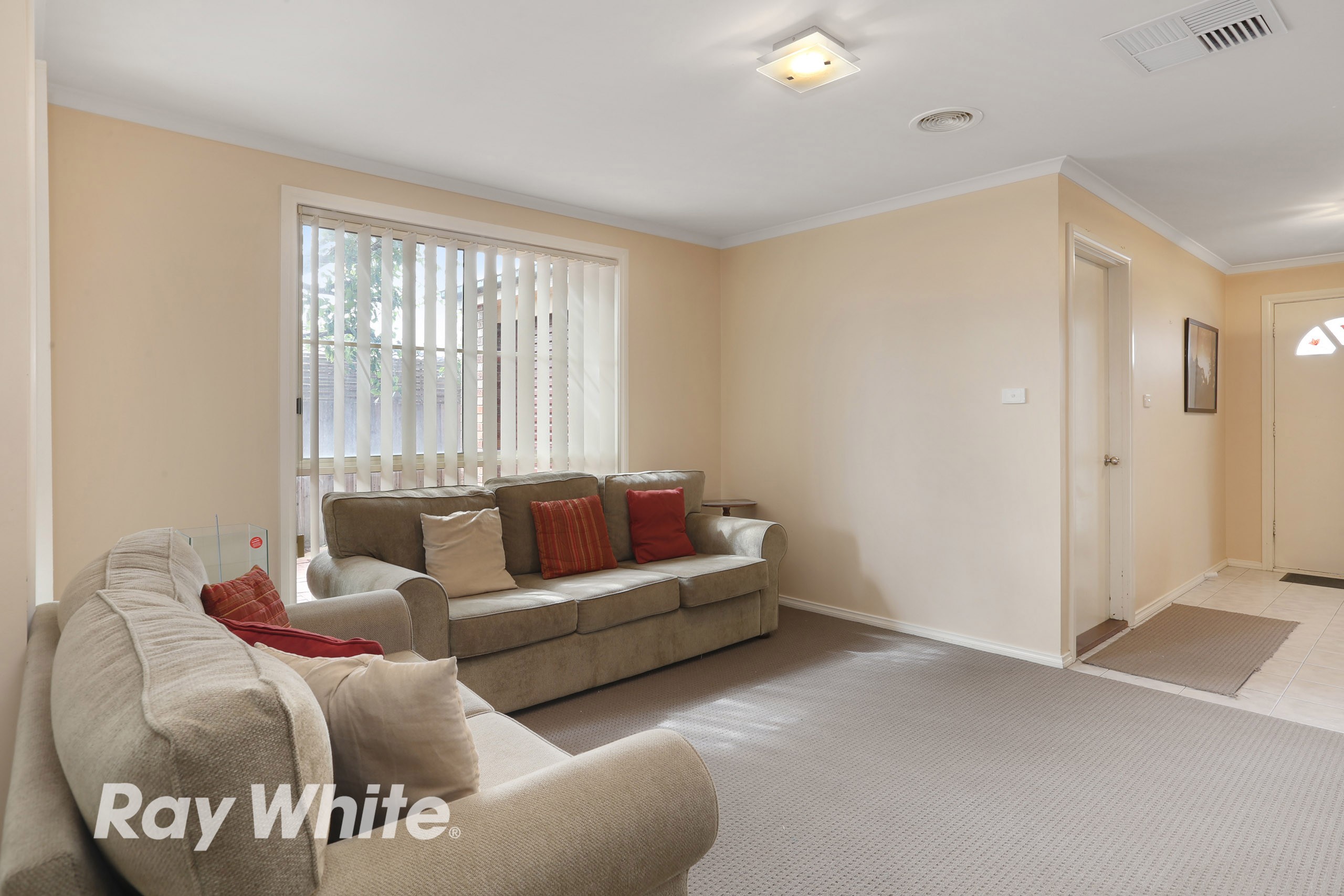 8 Redleaf Close, Lara, VIC 3212