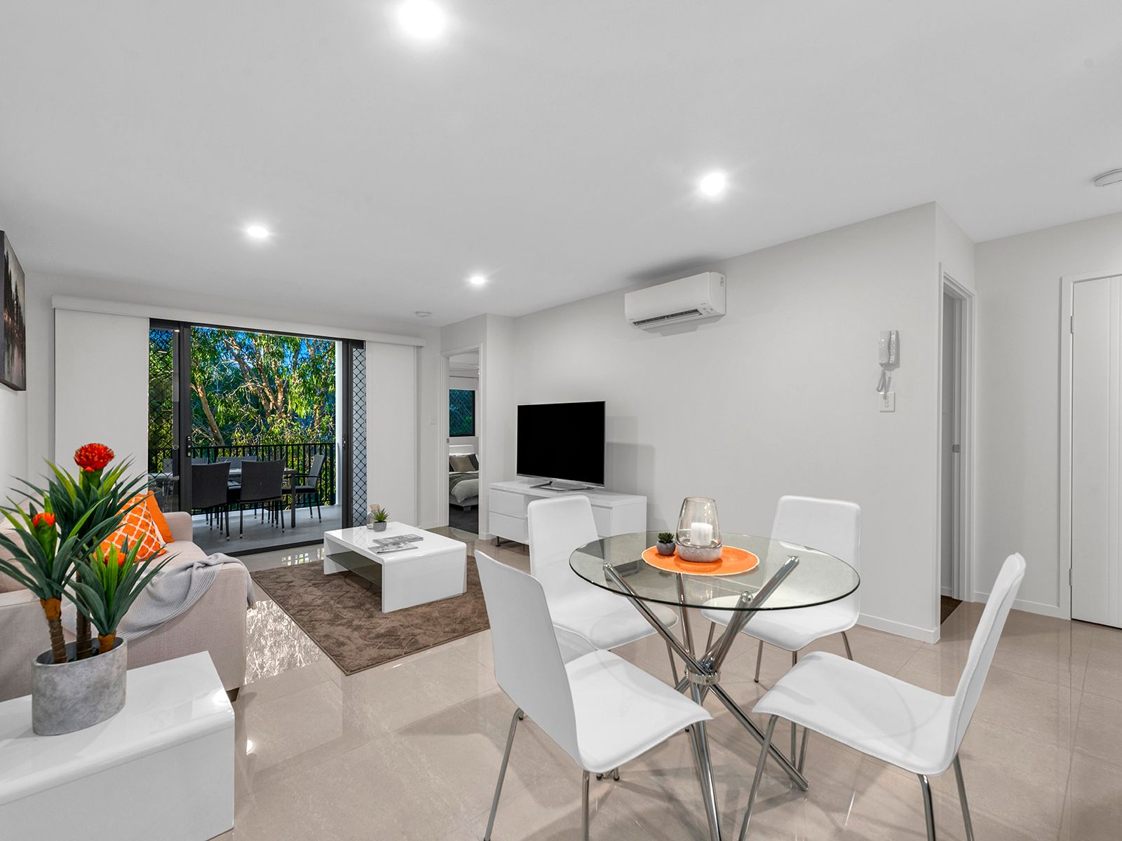 2/14 Pashen Street, Morningside QLD 4170
