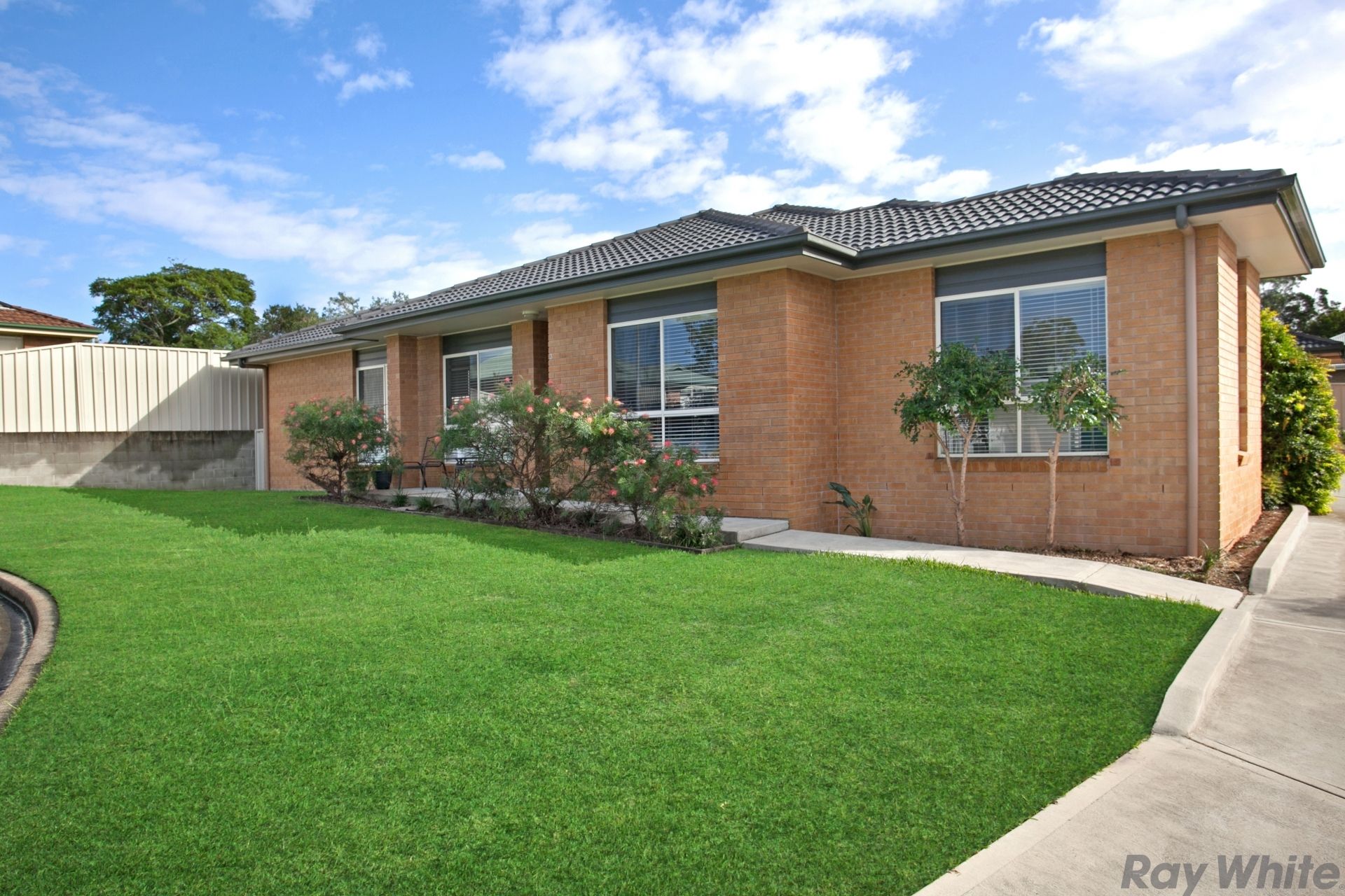 4 Alpine Close