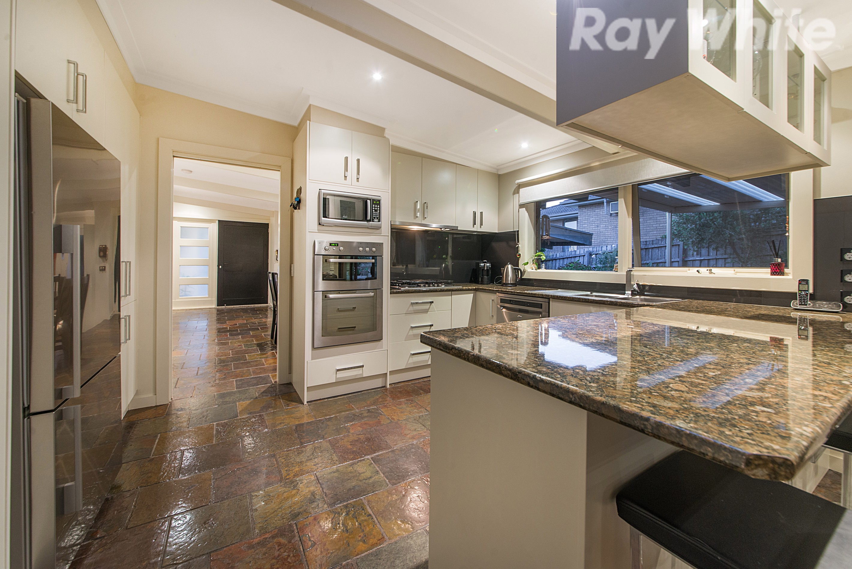 27 Wonthulong Drive, Bayswater North, VIC 3153
