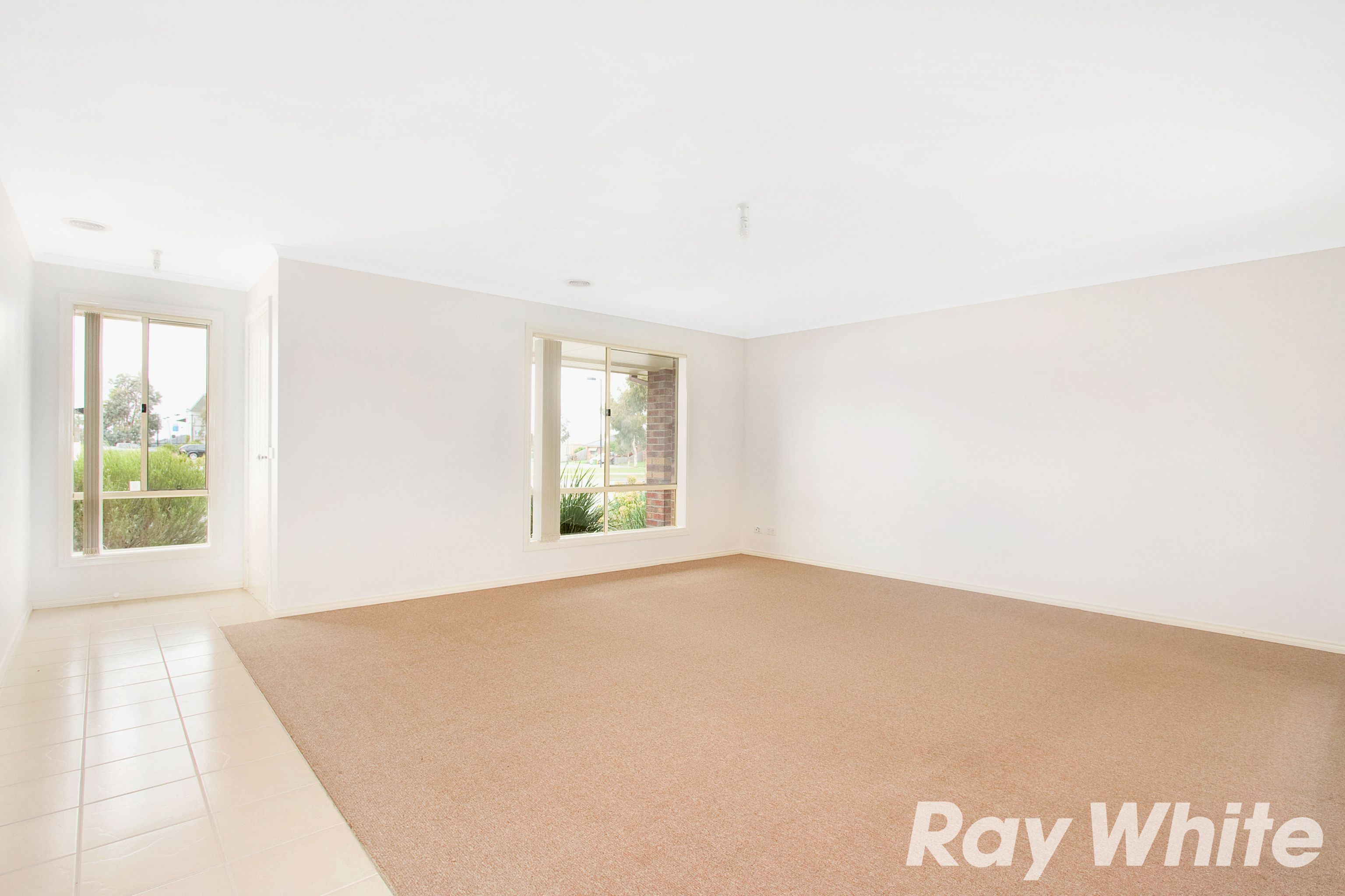 40 Webster Way, Pakenham, VIC 3810