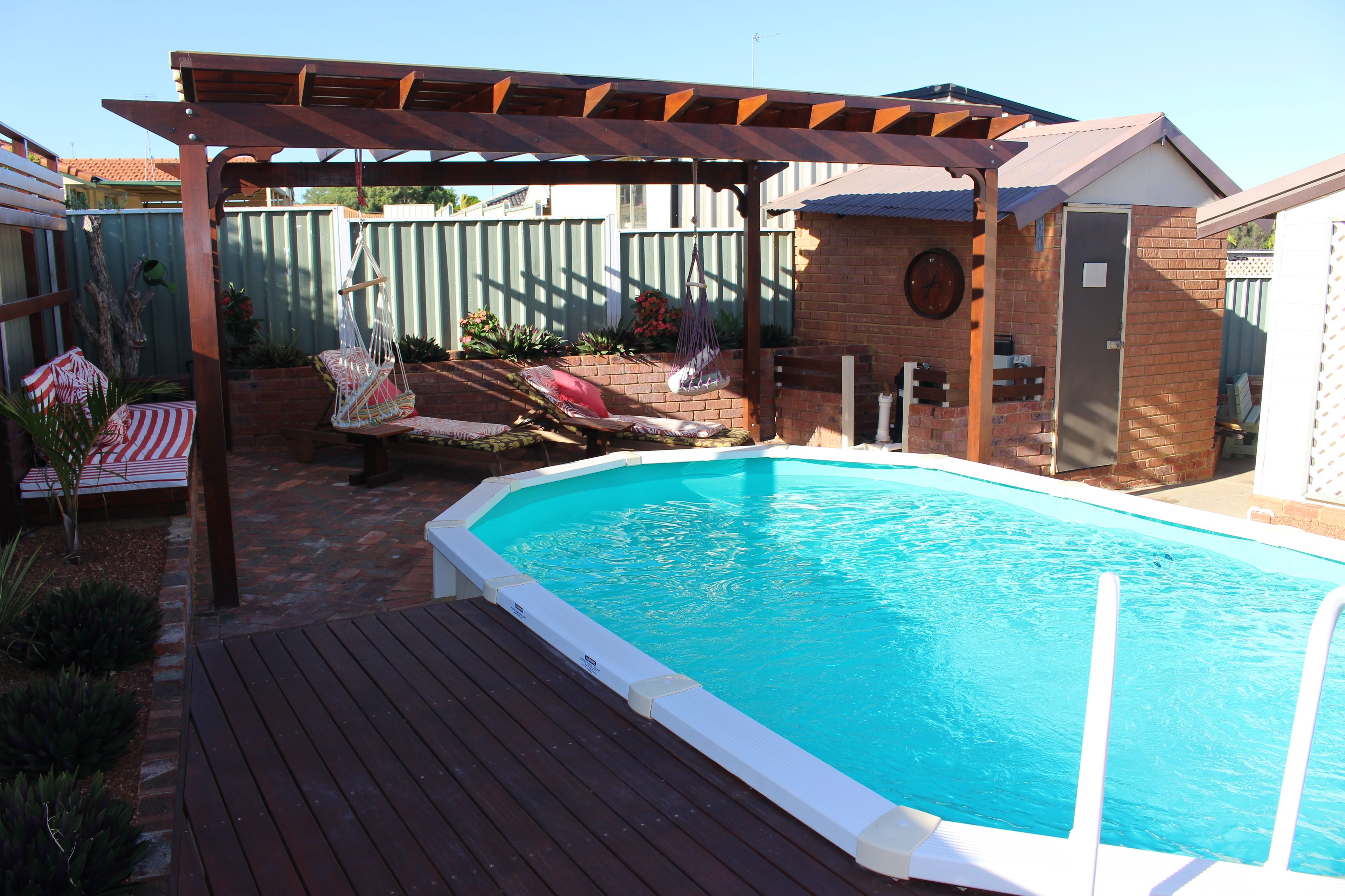 15 Pickering Drive, Dongara, WA 6525