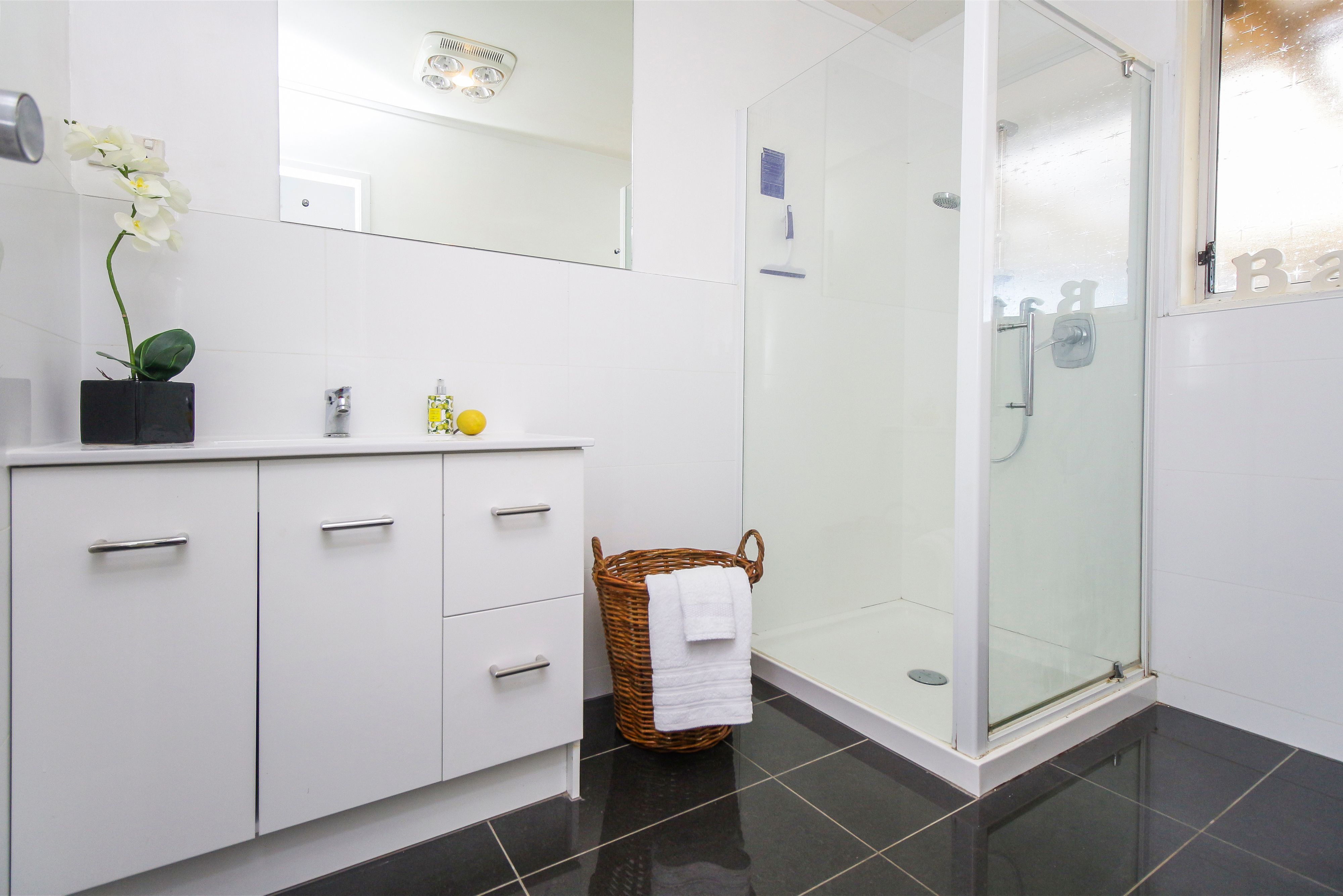 23 Mandarin Place, Half Moon Bay, Manukau City