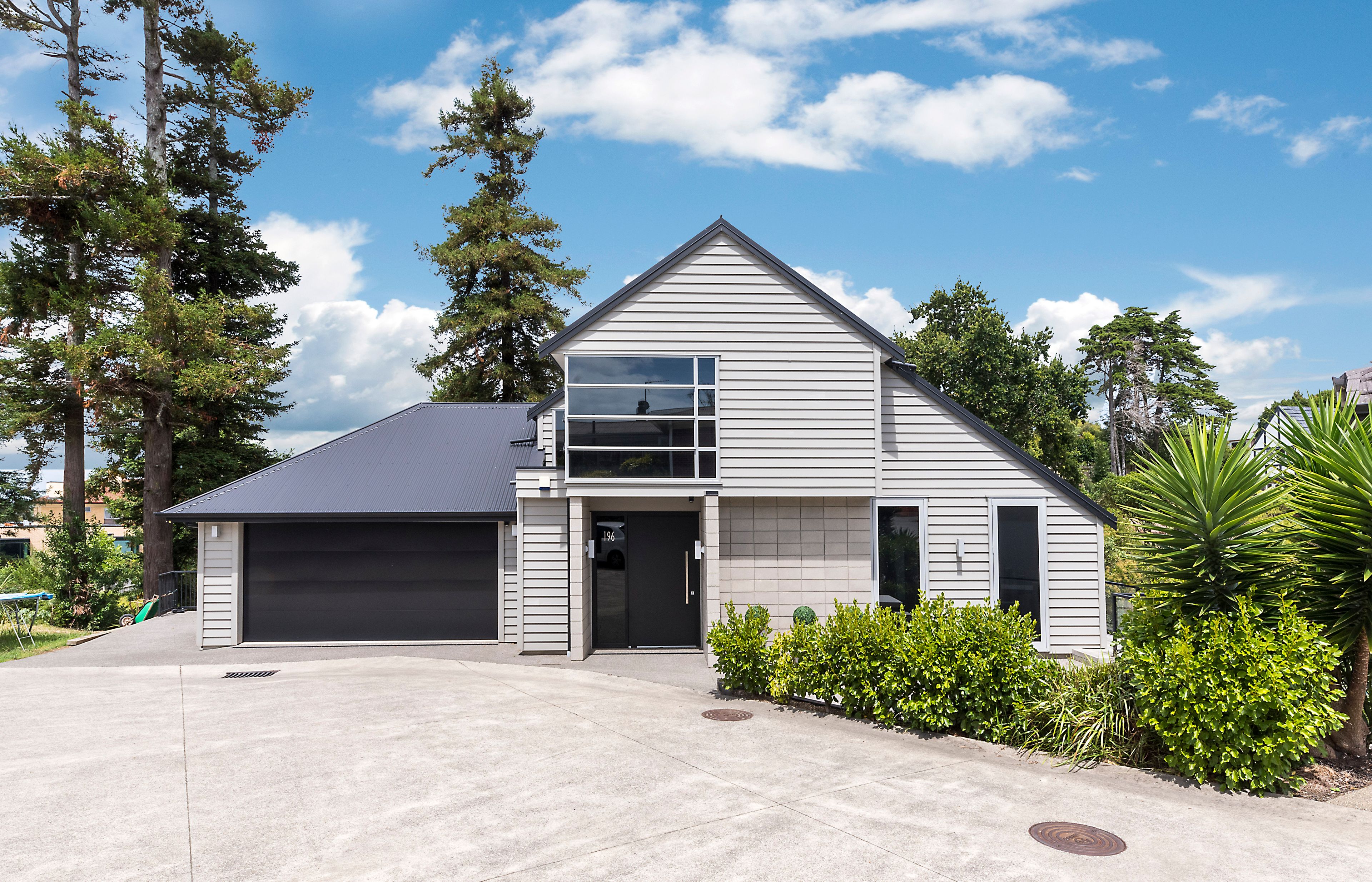 196 Ridge Road, Howick, Manukau City