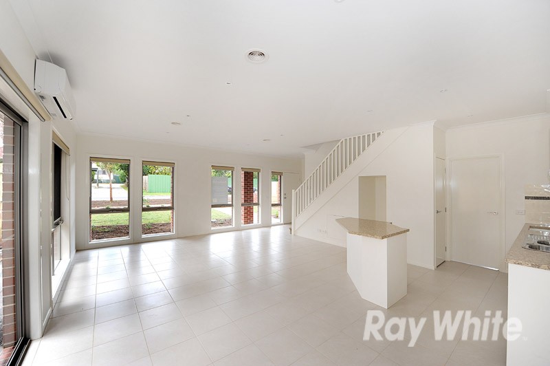 1/1 Central Avenue, Boronia, VIC 3155