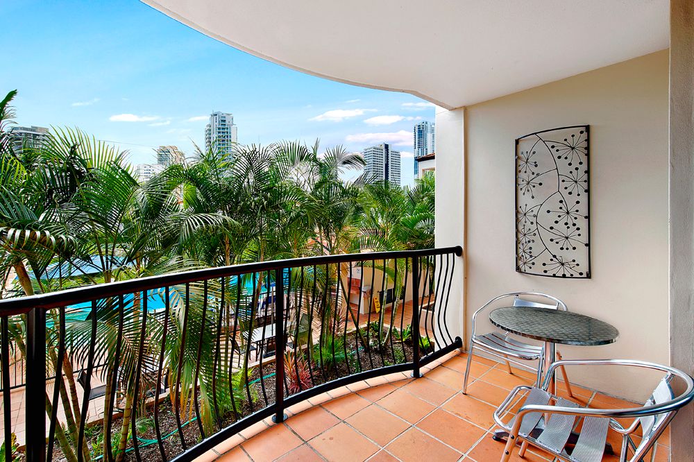 48-54 Stanhill Drive, Chevron Island QLD 4217