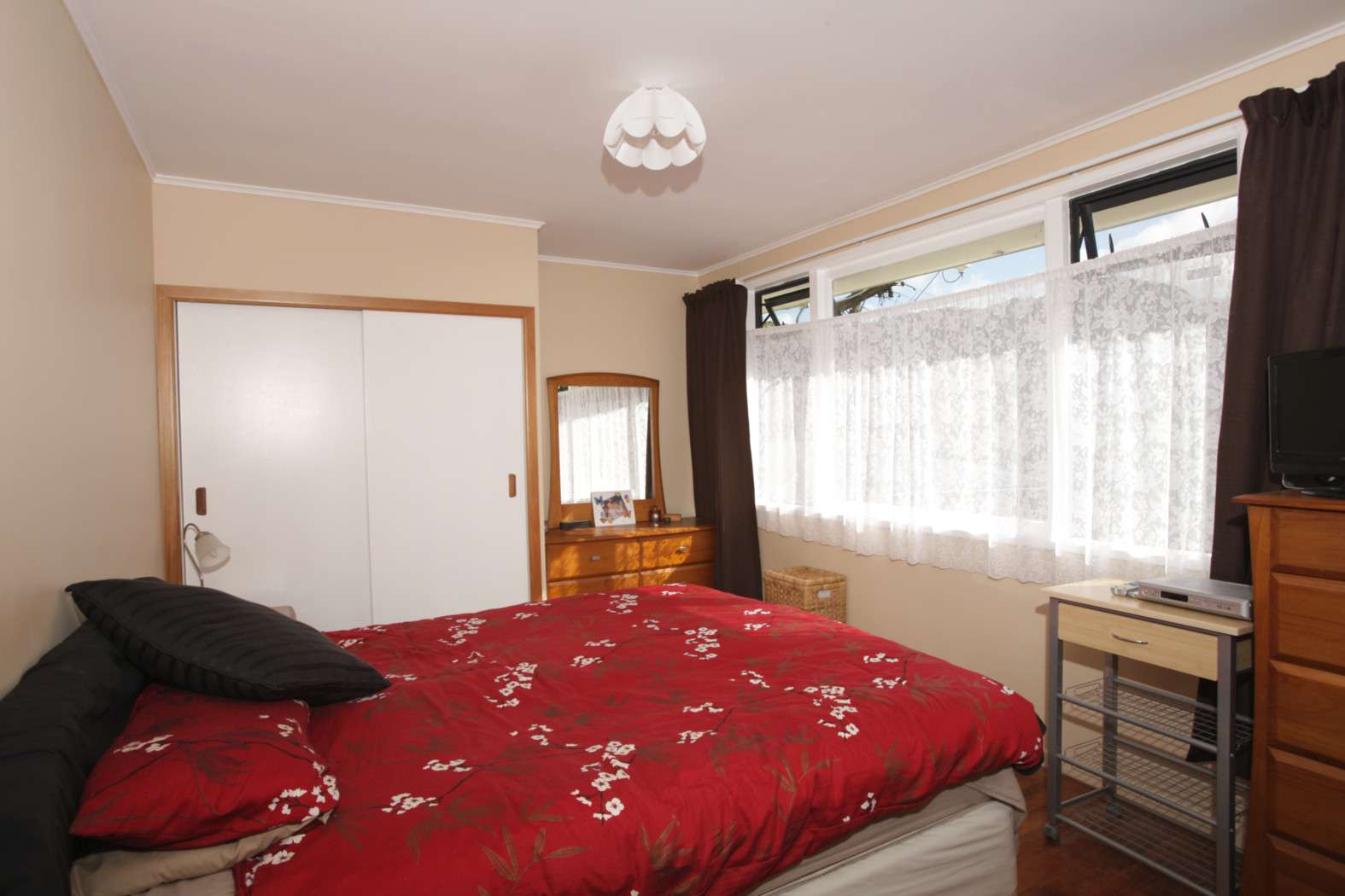 9 Silverstream Road photo 4