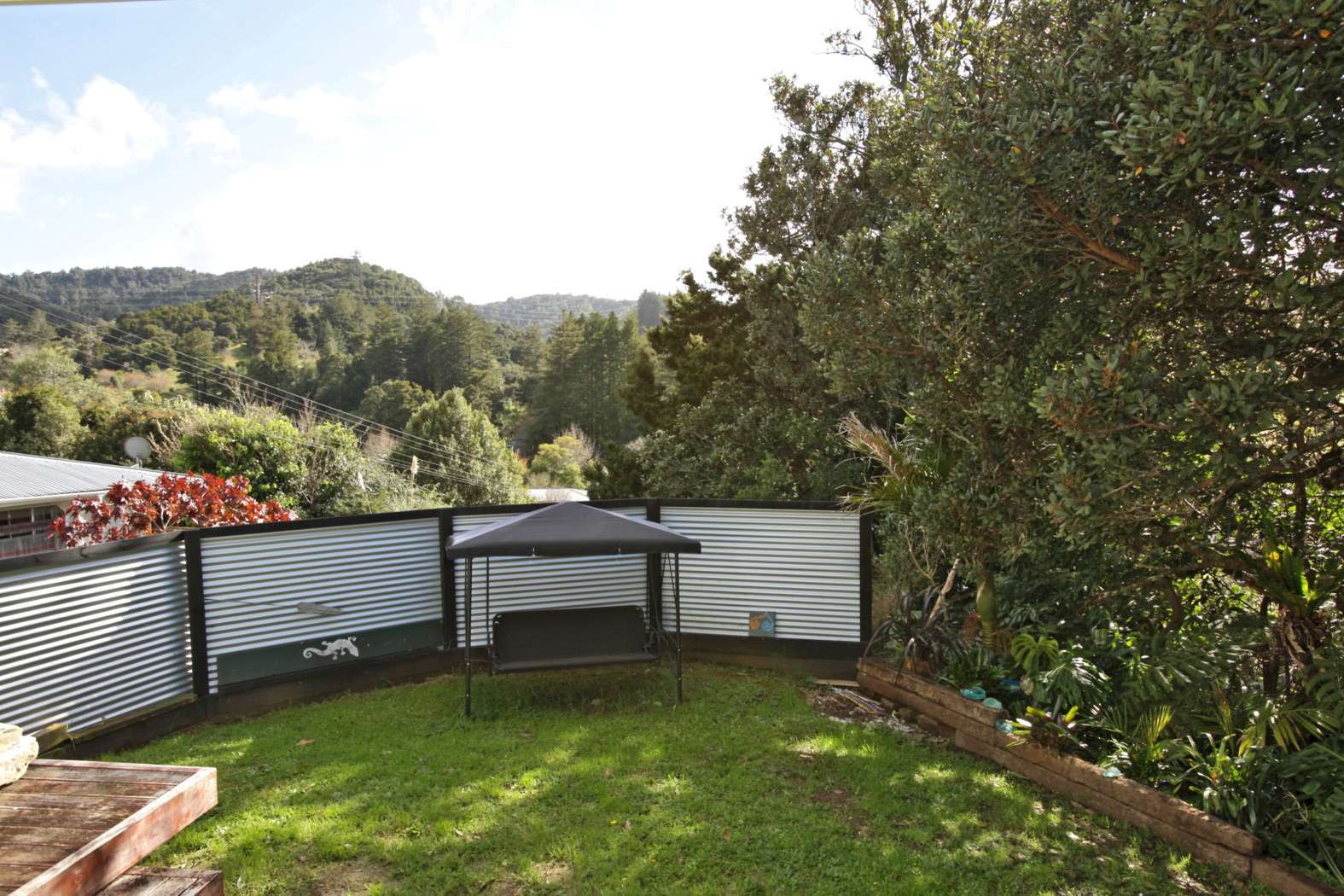 9 Silverstream Road photo 7