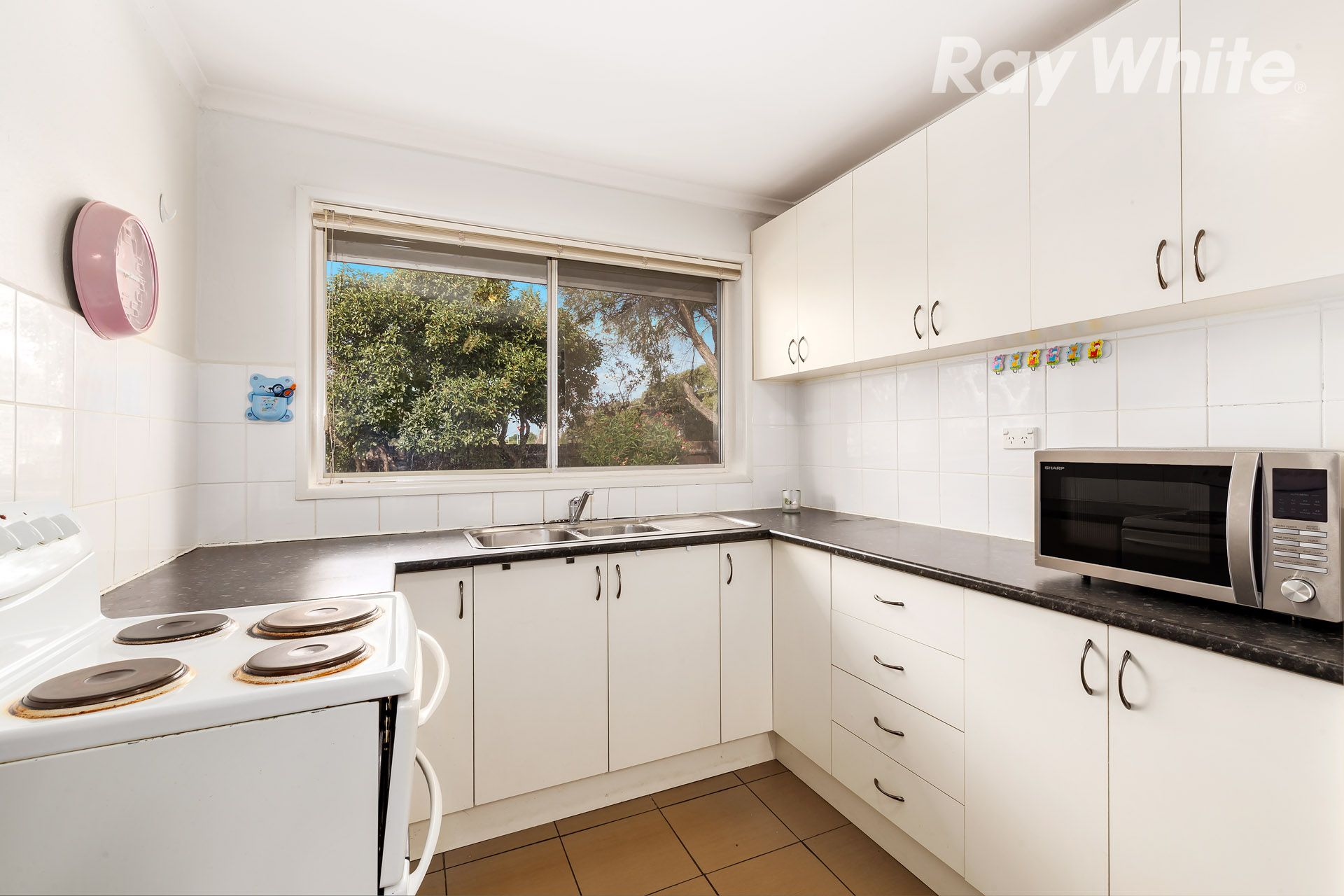 18 Memorial Avenue, Epping, VIC 3076
