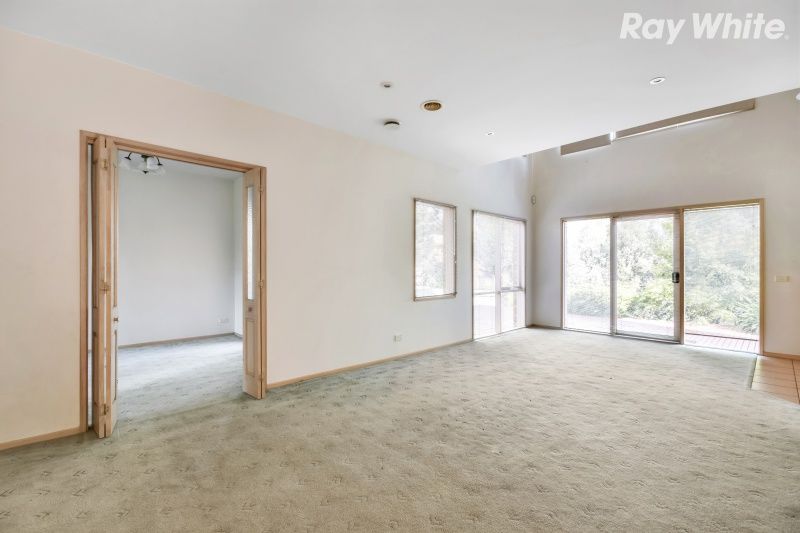 56 Applewood Drive, Knoxfield, VIC 3180