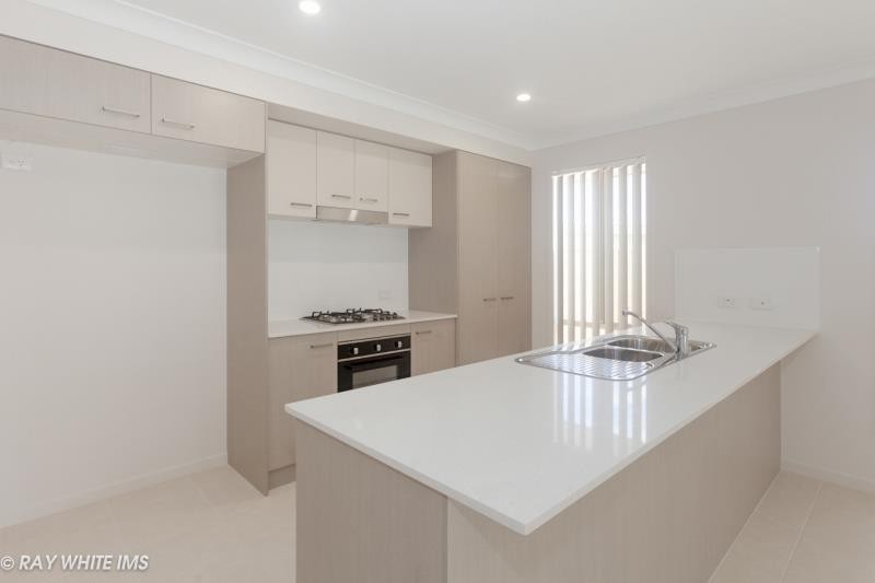 17 Sunwood Crescent, Maudsland, QLD 4210