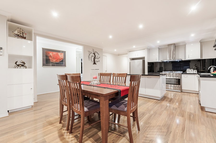 31 Healesville Loop, Craigieburn, VIC 3064