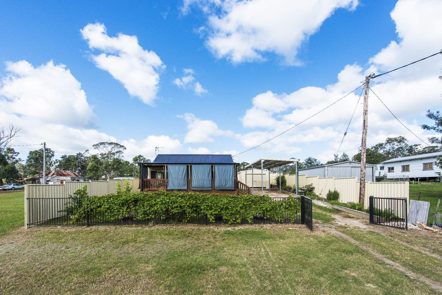335 Armidale Road