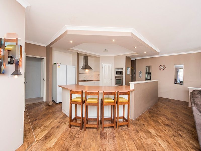21 Liechardt Loop, Rockingham, WA 6168