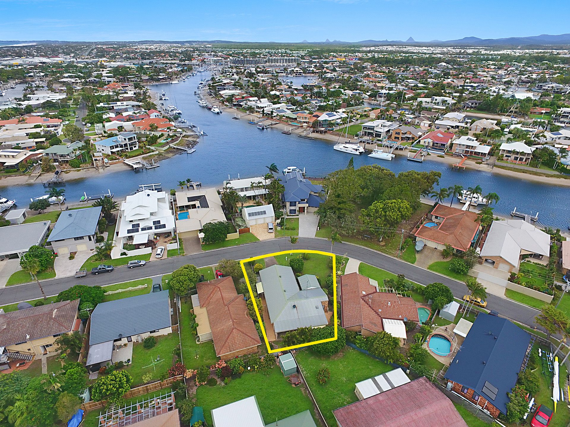 13 Beltana Crescent, Buddina, QLD 4575