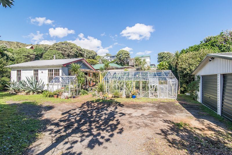 72 The Parade, Paekakariki, Kapiti Coast District