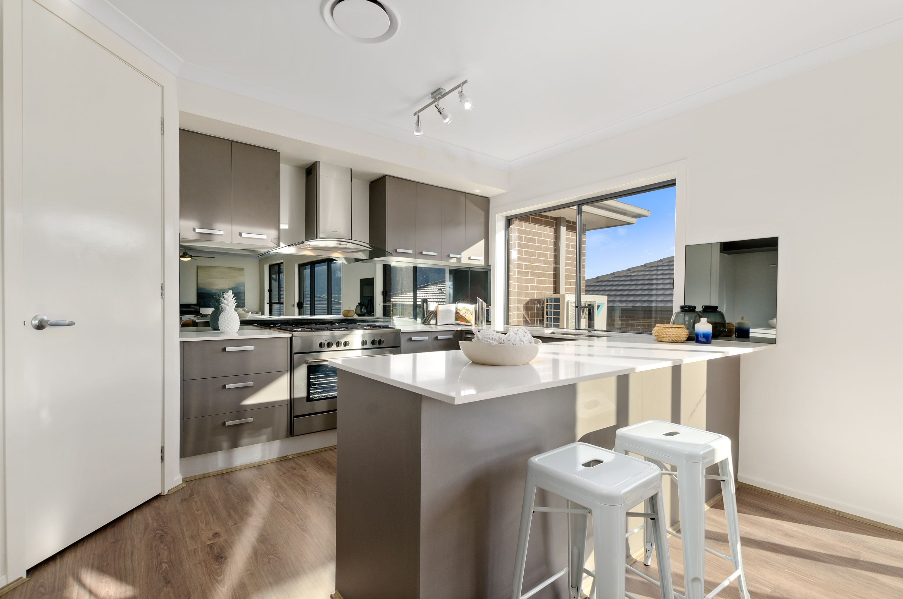 16 Rainbird Drive, KEMBLA GRANGE, NSW 2526