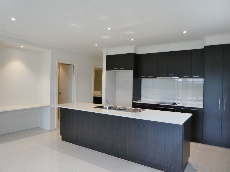 1 Doonhamer Place, CLYDE NORTH, VIC 3978