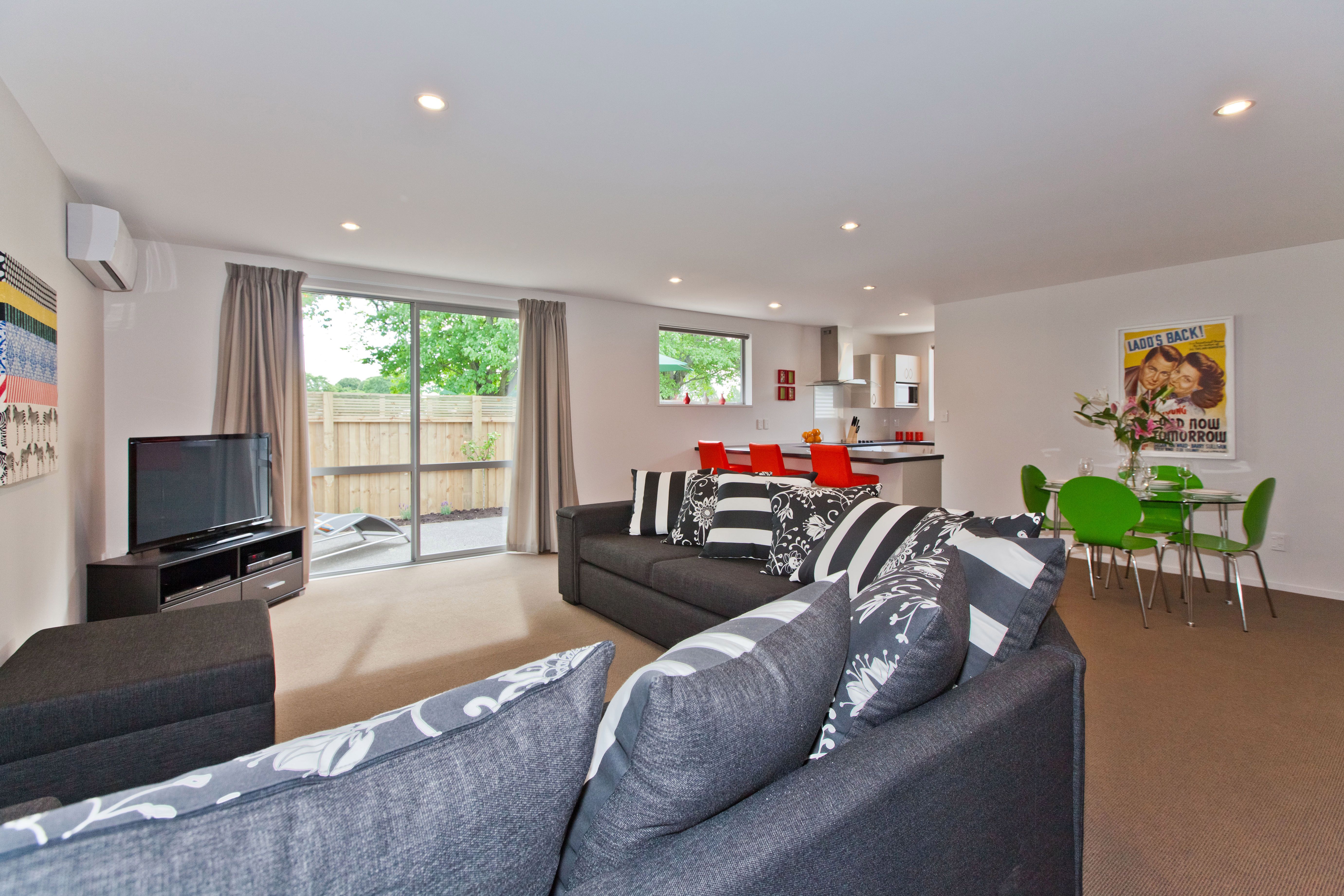 2/17 Forbes Street, Beckenham, Christchurch City