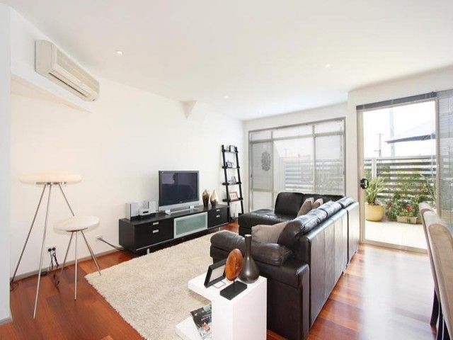 8/100 Poath Road, Hughesdale, VIC 3166