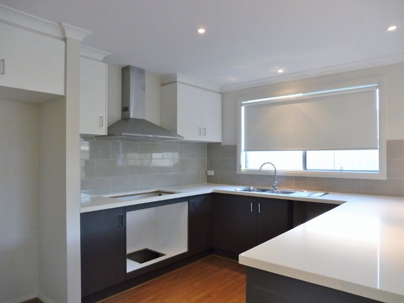 10 Statham View, Cranbourne West, VIC 3977