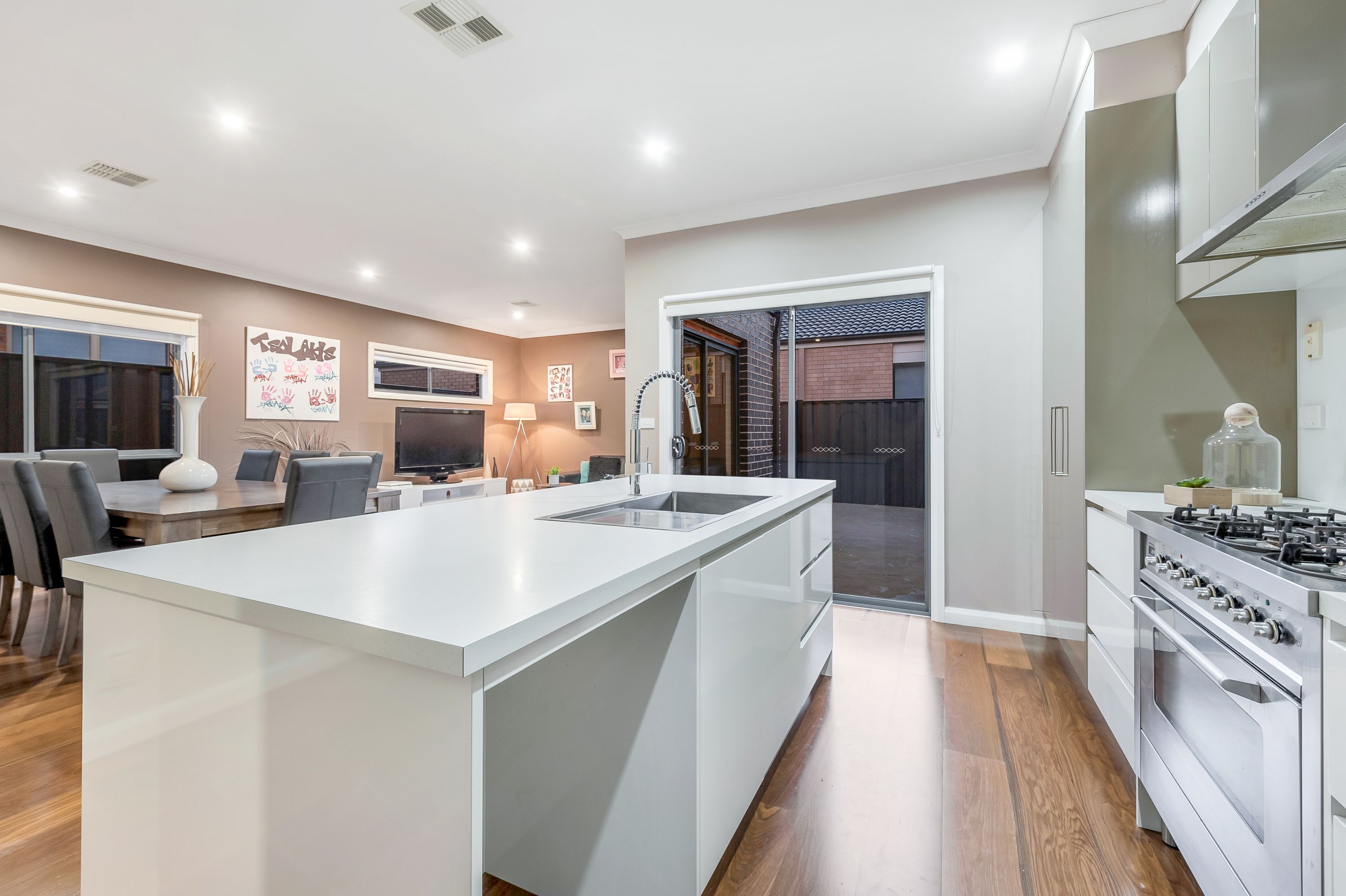 19 Fermont Avenue, Craigieburn, VIC 3064