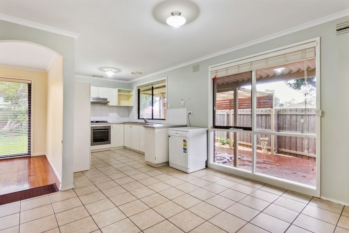 18 Coventry Drive, Werribee, VIC 3030