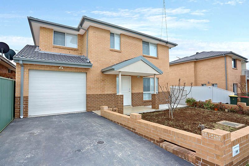 24 Ligar Street