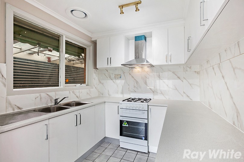 4 Casey Drive, Lalor, VIC 3075