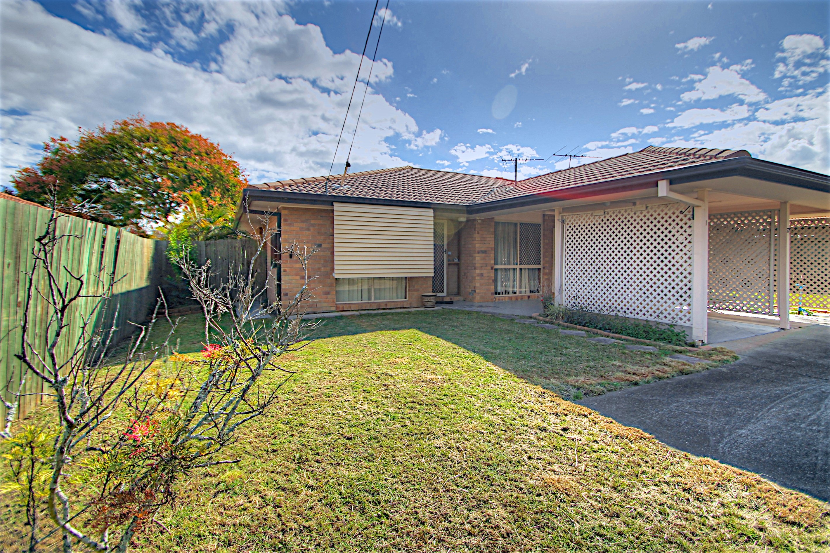1 / 27 Cambridge Street, Silkstone, QLD 4304