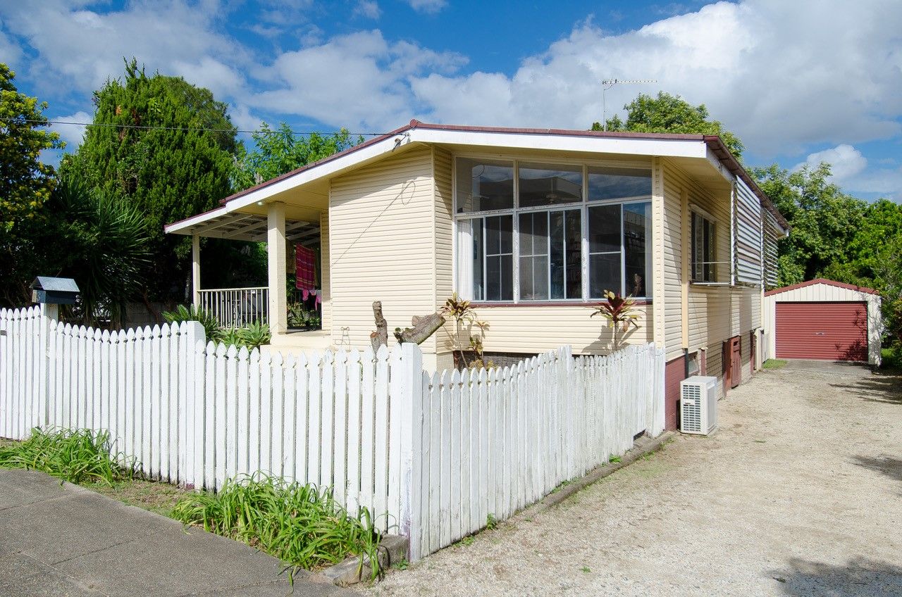 3 Kenmar Street, Labrador QLD 4215