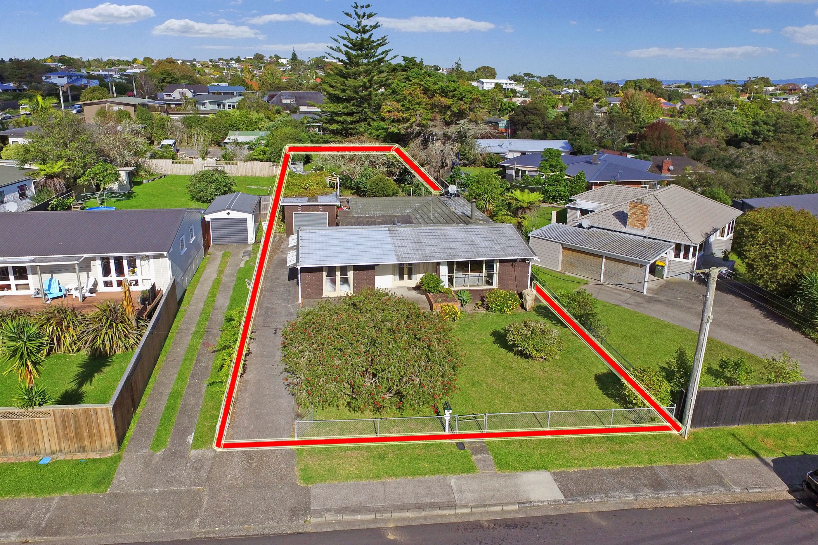 32 Sunnyhaven Avenue, Beach Haven, North Shore City