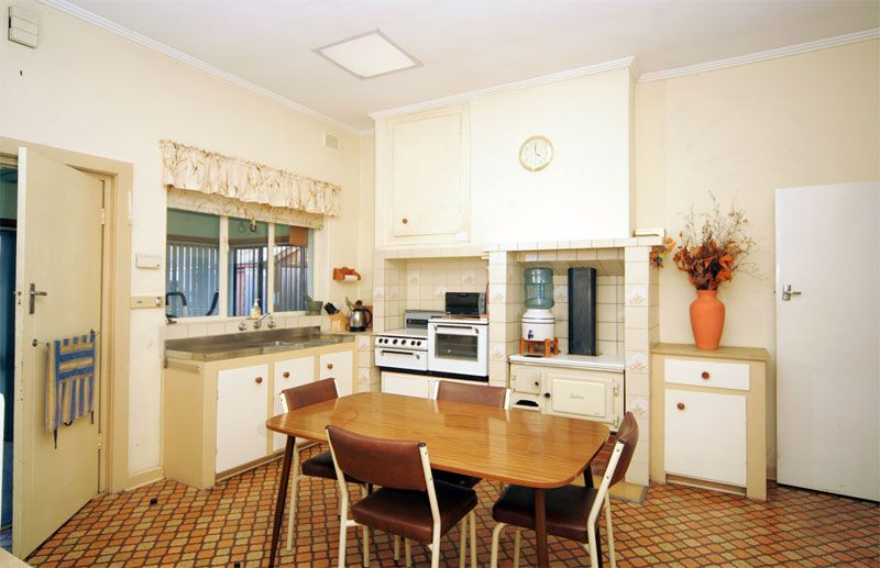 18 Winston Crescent, Glengowrie, SA 5044