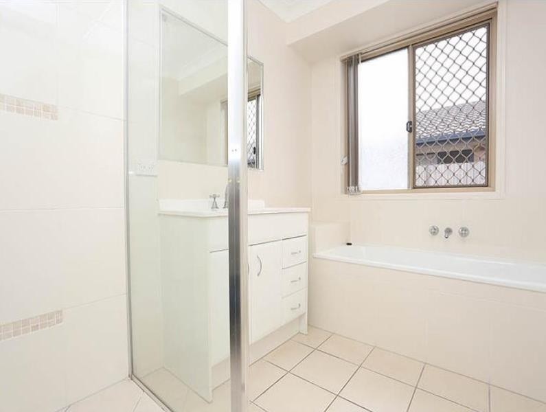 16 Auster Avenue, Bray Park, QLD 4500