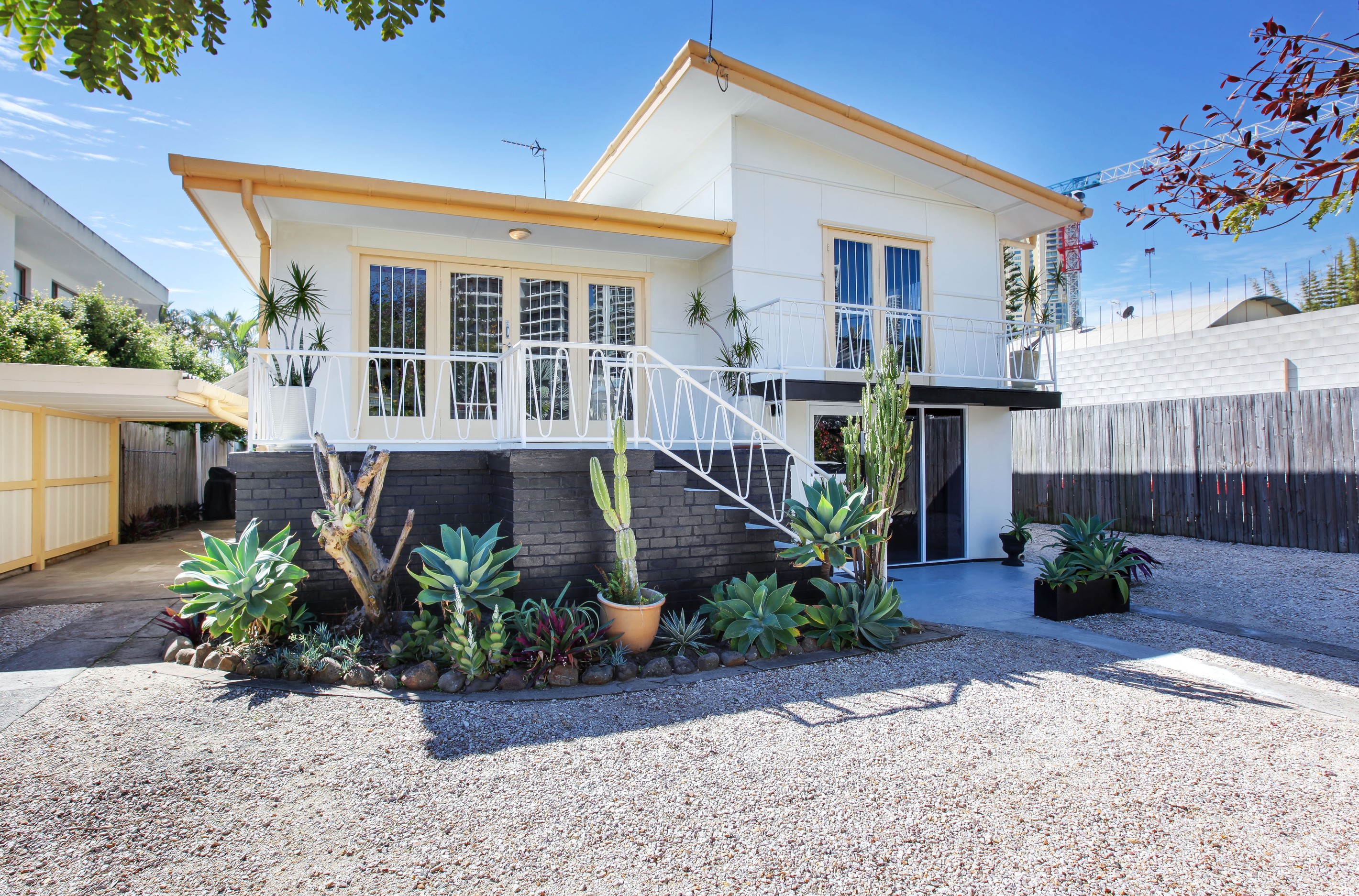 31 Pine Avenue, Surfers Paradise, QLD 4217