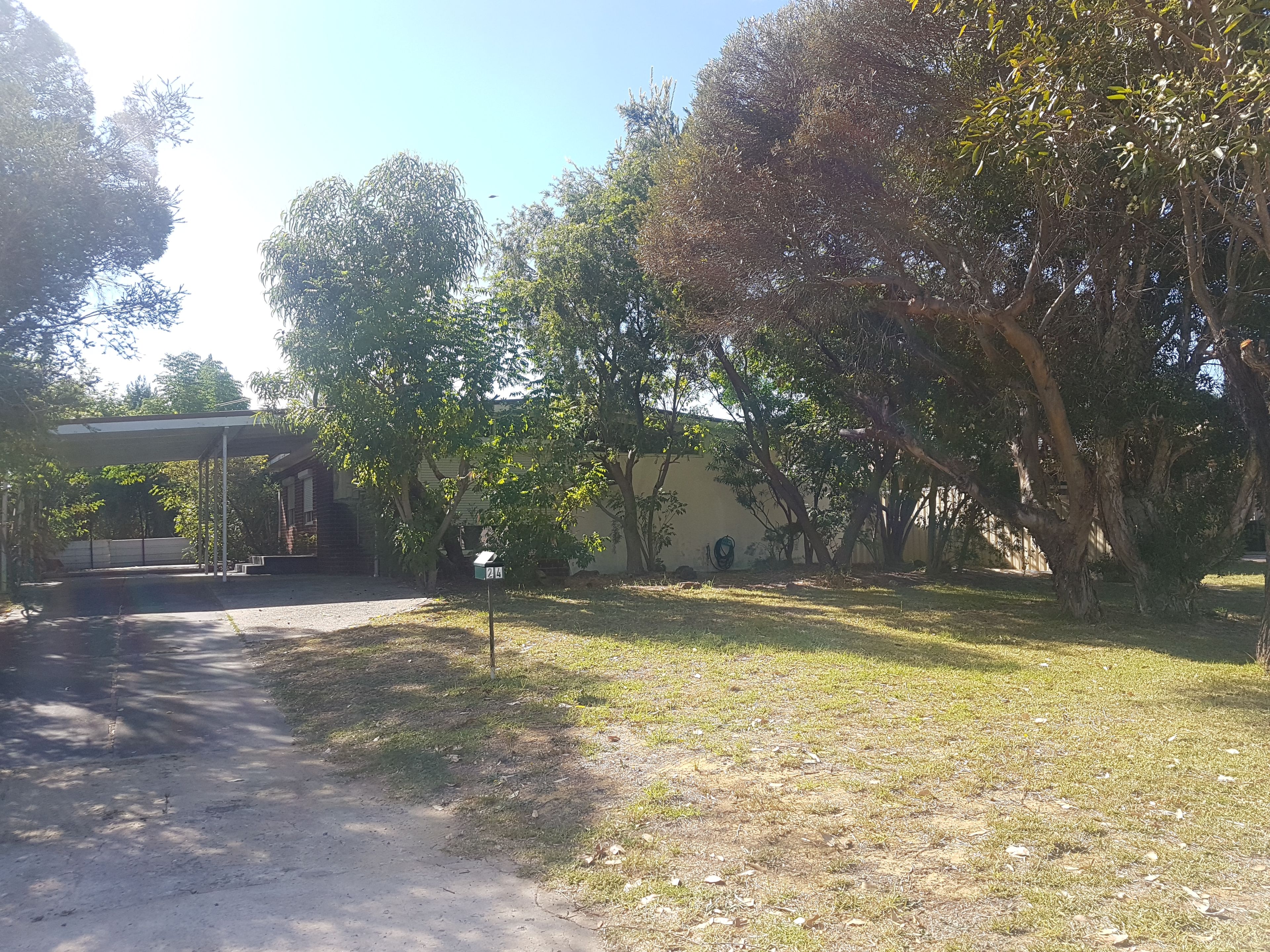 24 Longfield Road, Maddington WA 6109