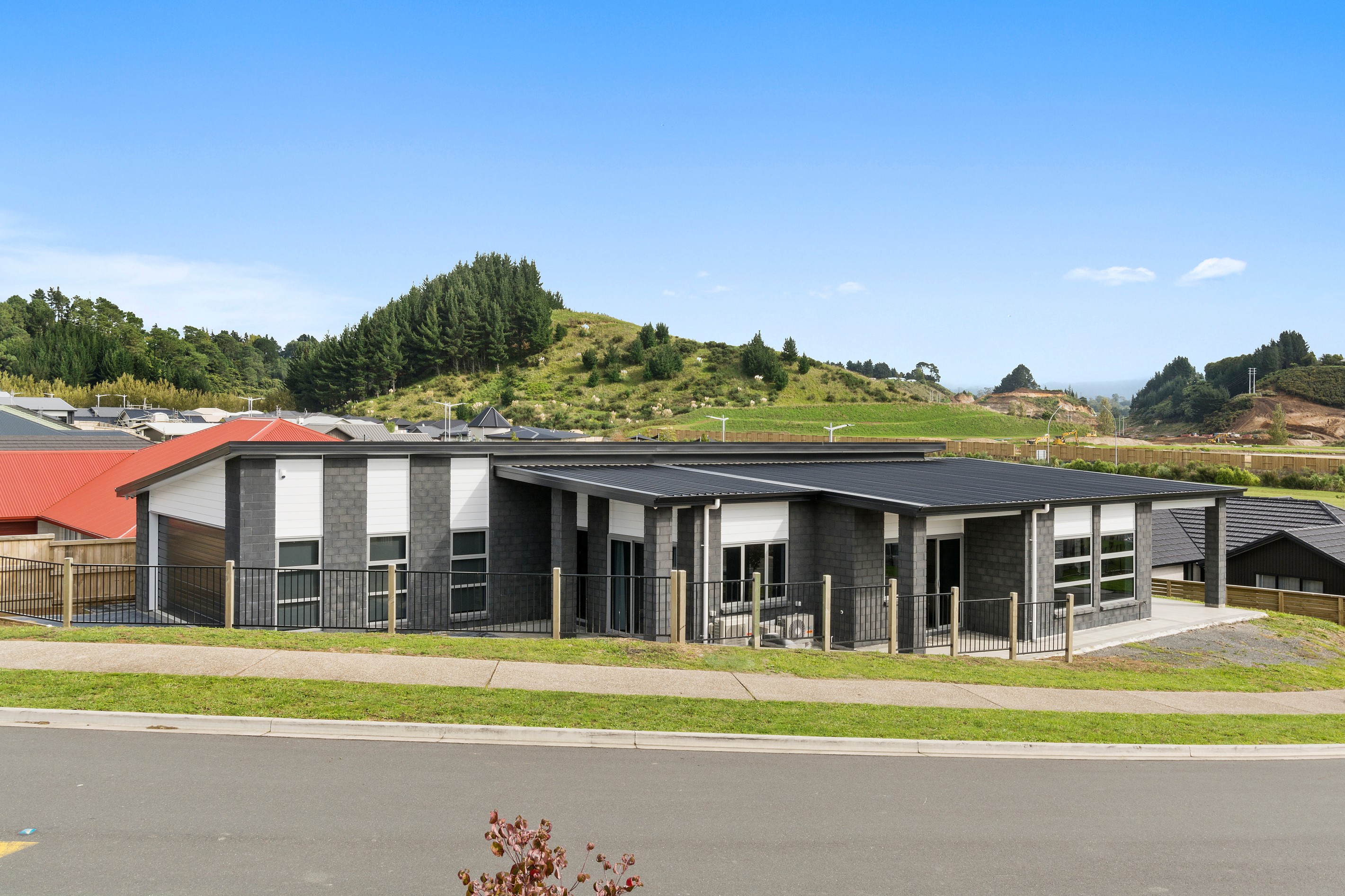 4 Rochfort Crescent, Pyes Pa, Tauranga City