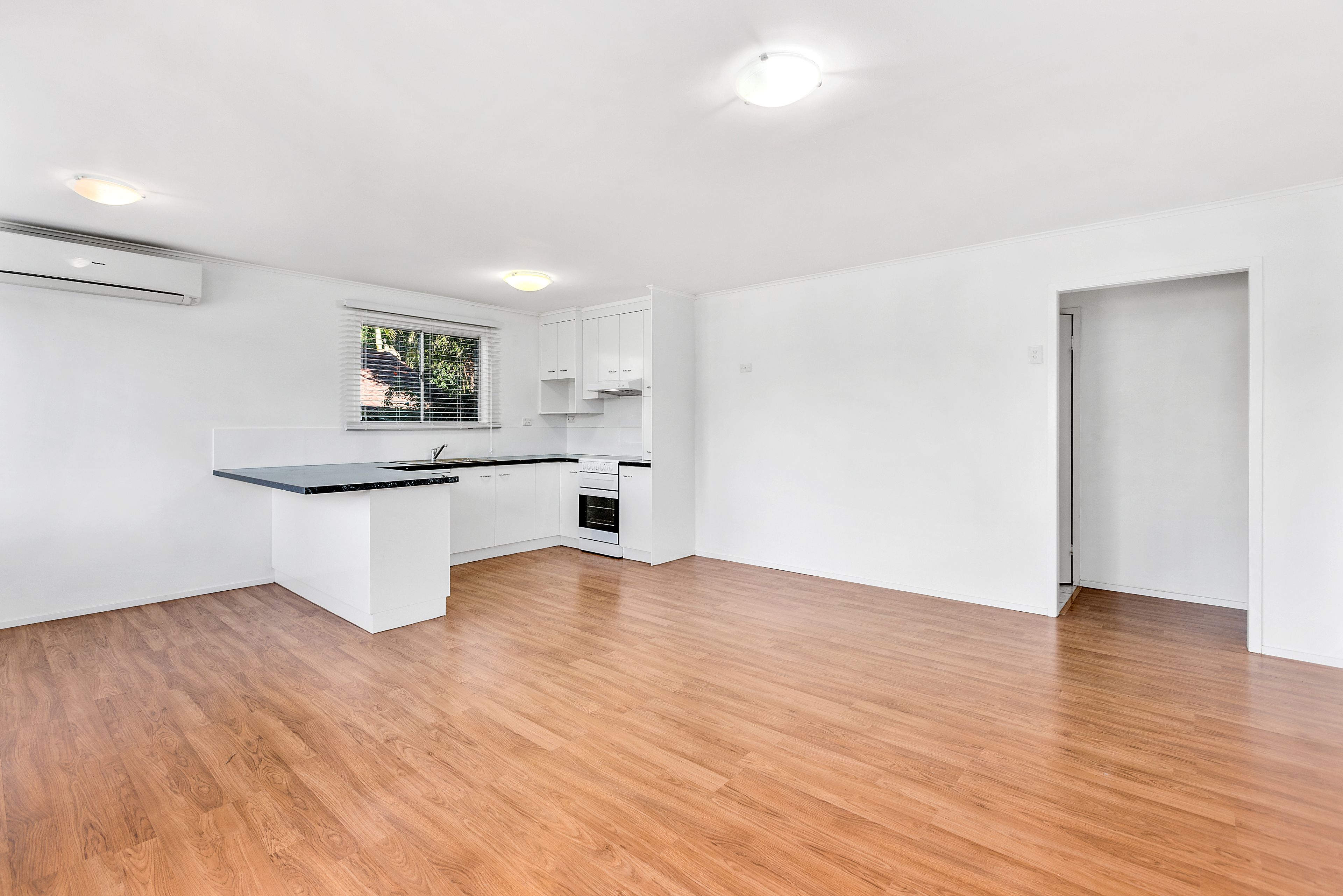 6 Sungold Avenue, Southport, QLD 4215