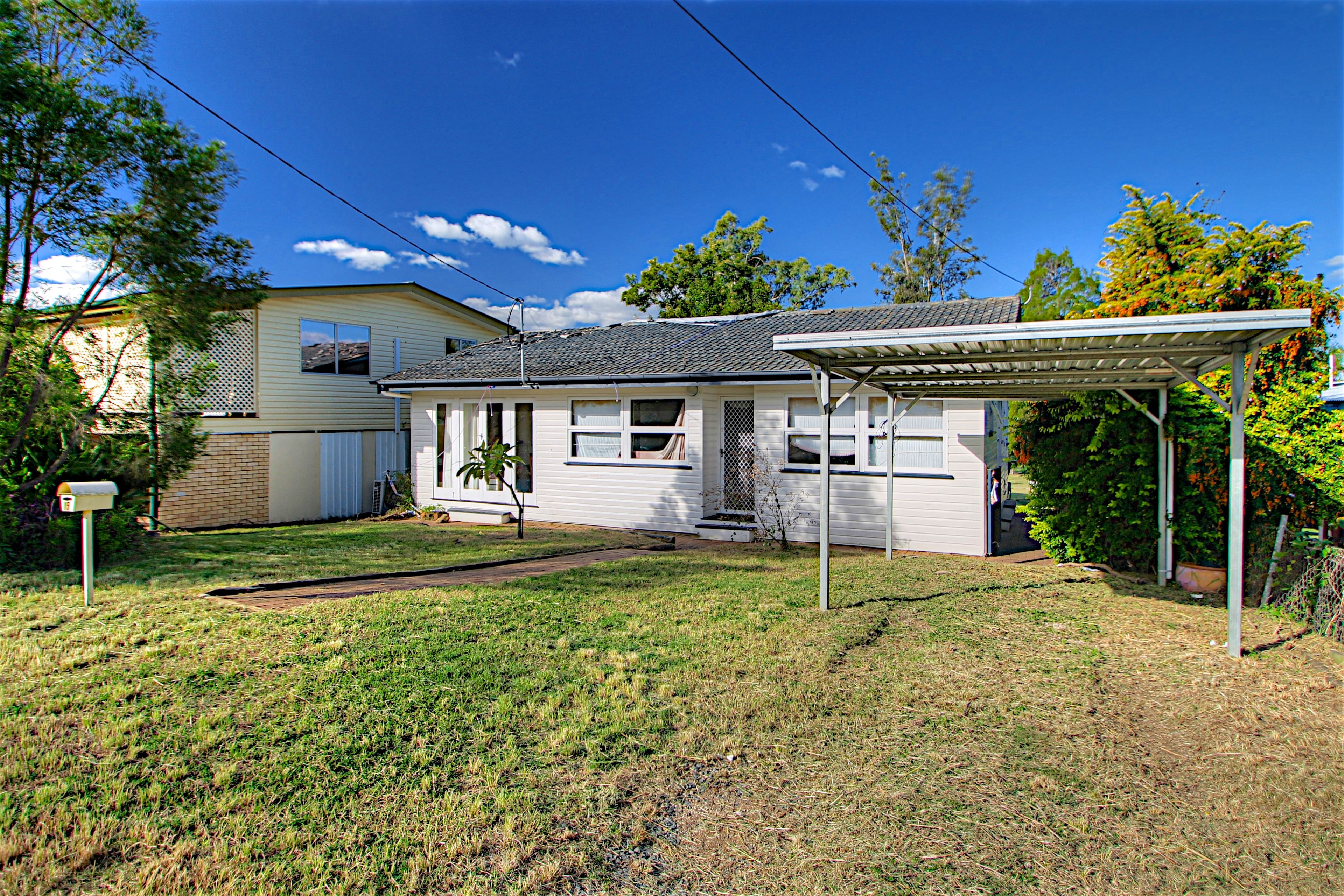 15 Logan Street, North Booval, QLD 4304