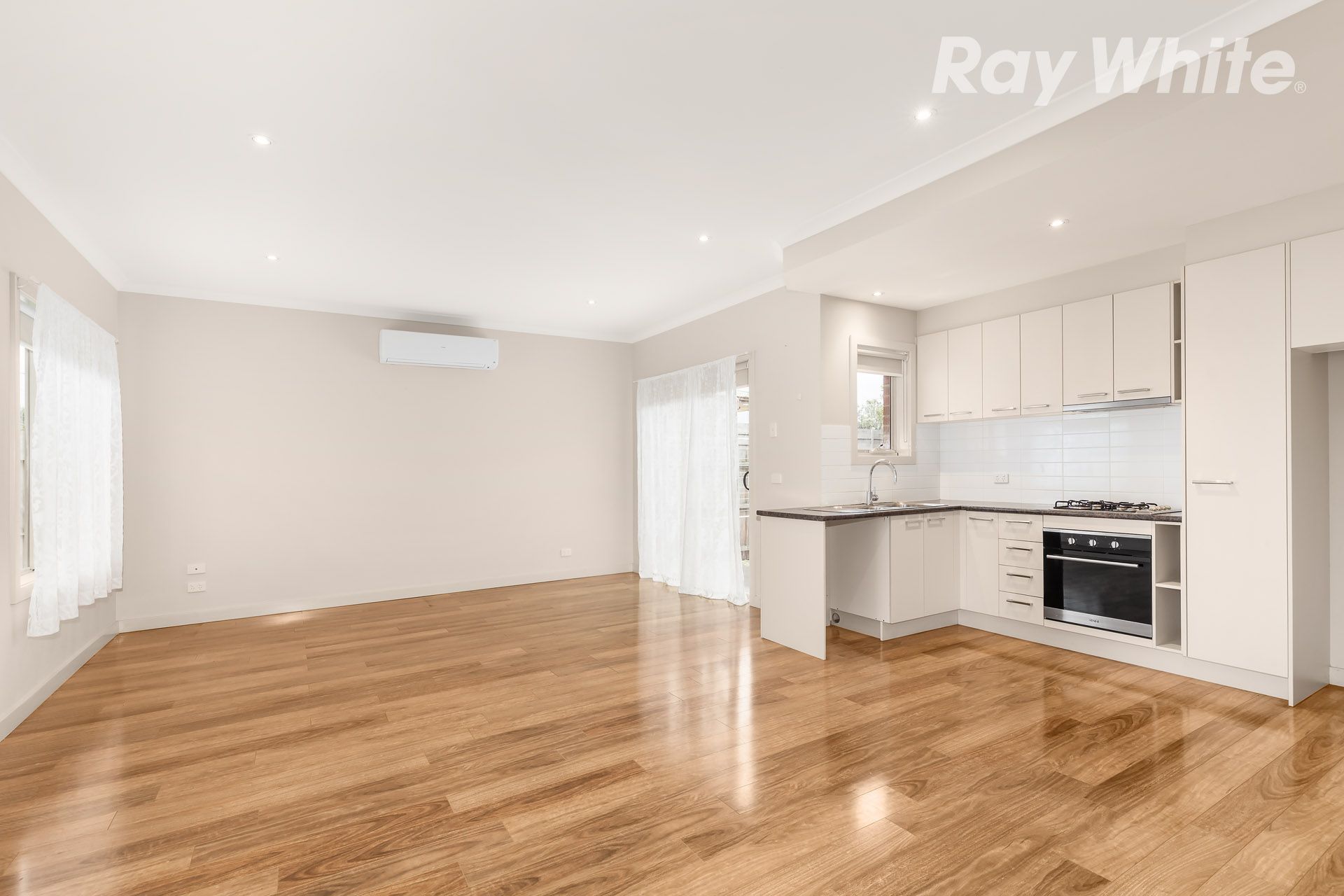 1/26-28 Boldrewood Parade, Reservoir, VIC 3073