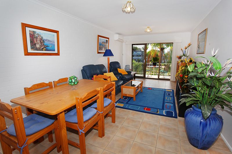 3/10 Akeringa Place, Mooloolaba, QLD 4557