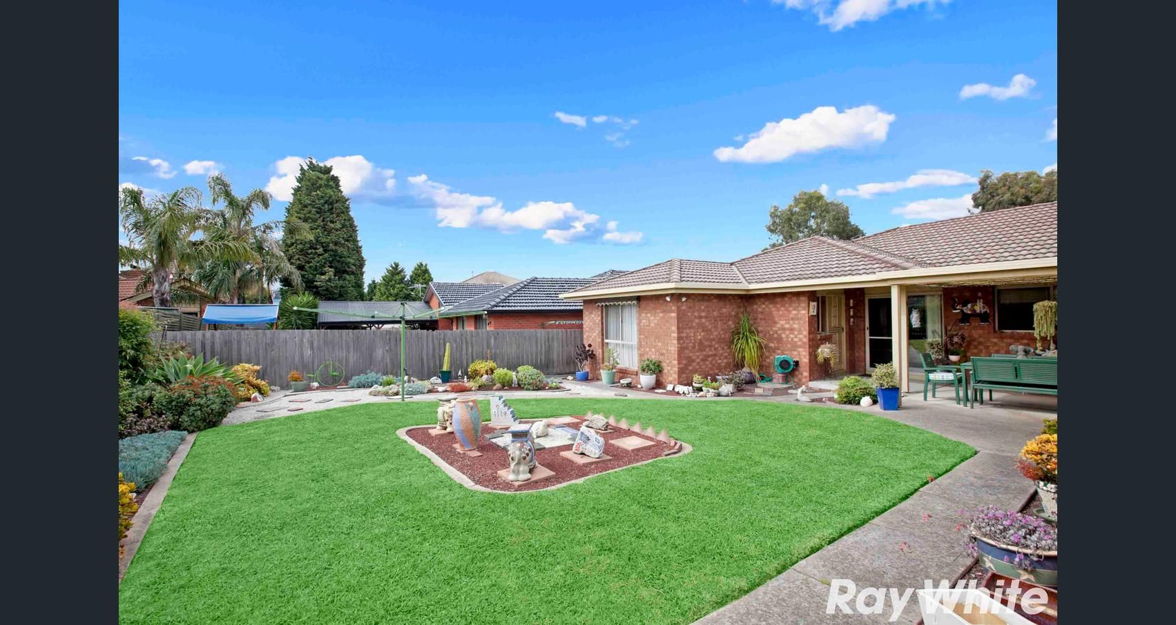 22 Prince of Wales Avenue, Mill Park, VIC 3082