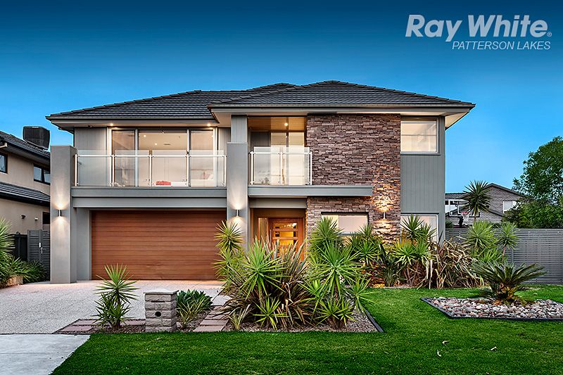 3 Waterside Drive, Waterways VIC 3195