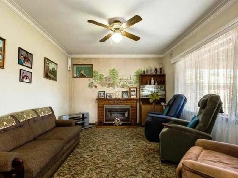 4 Isla Avenue, Glenroy, VIC 3046