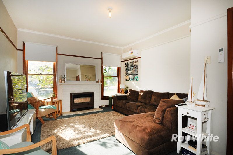 5 Eton Court, Frankston, VIC 3199