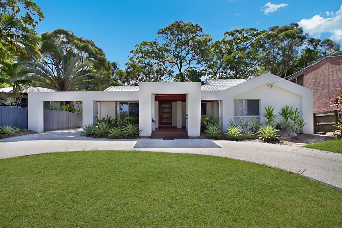 177 Simpsons Road, Elanora QLD 4221