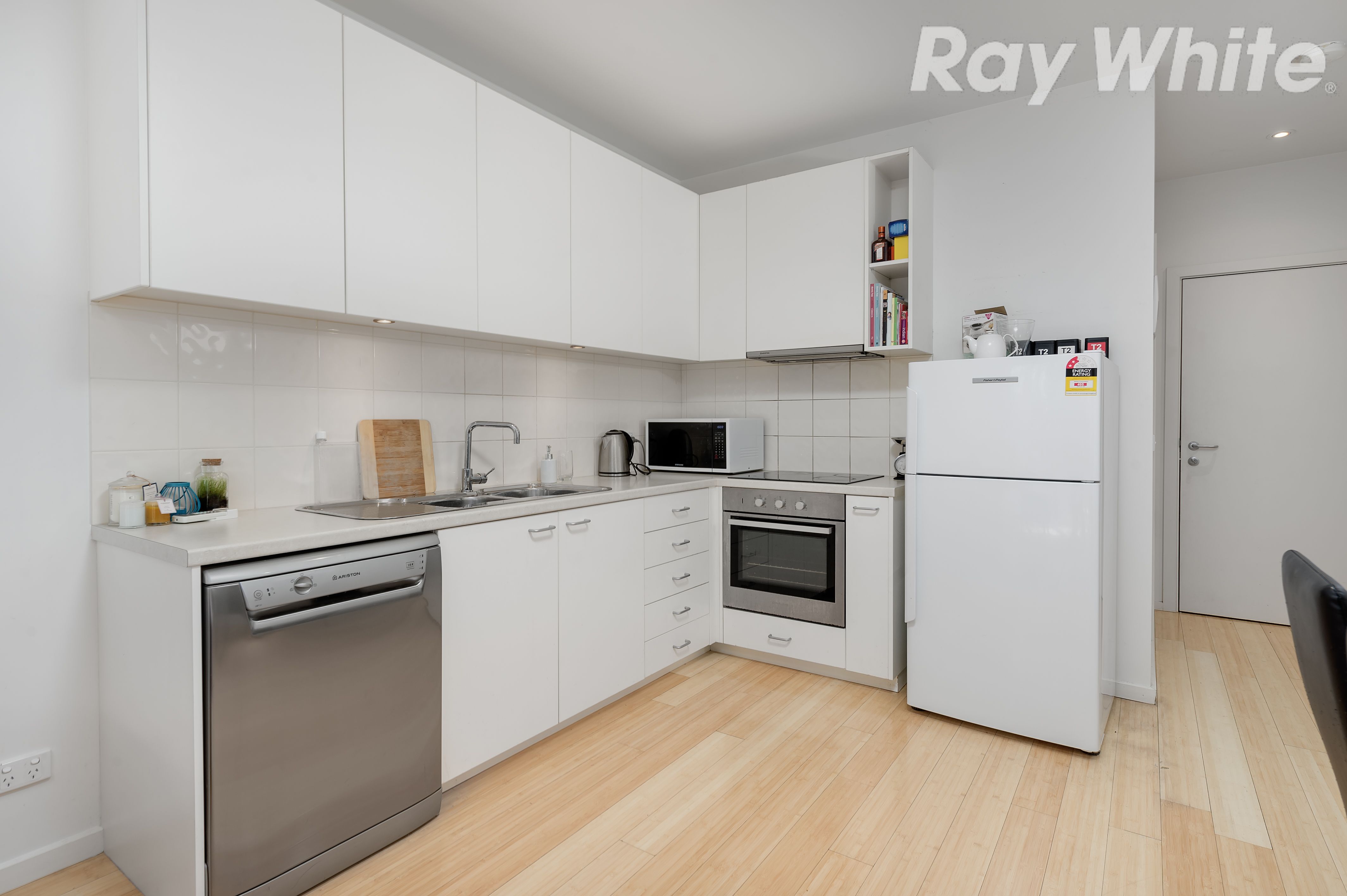 5 Poinsettia Court, Bundoora, VIC 3083