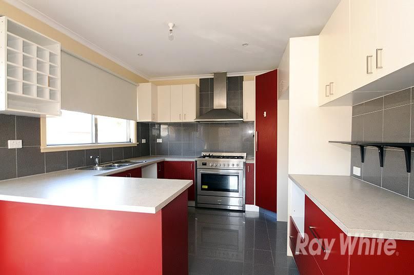 1/30 Bride Avenue, Hampton Park, VIC 3976