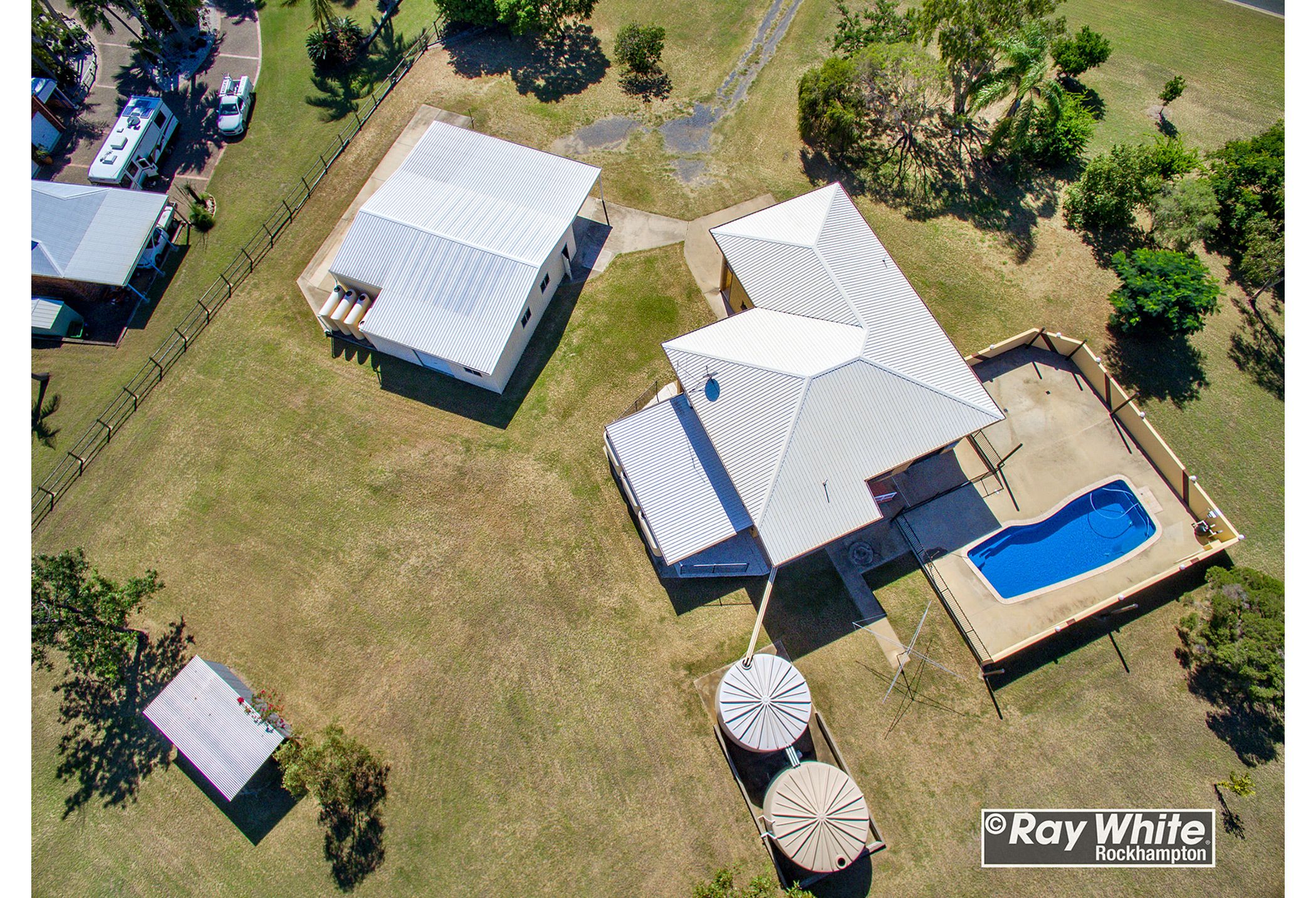 32 EMMERSON Drive, Glenlee, QLD 4711