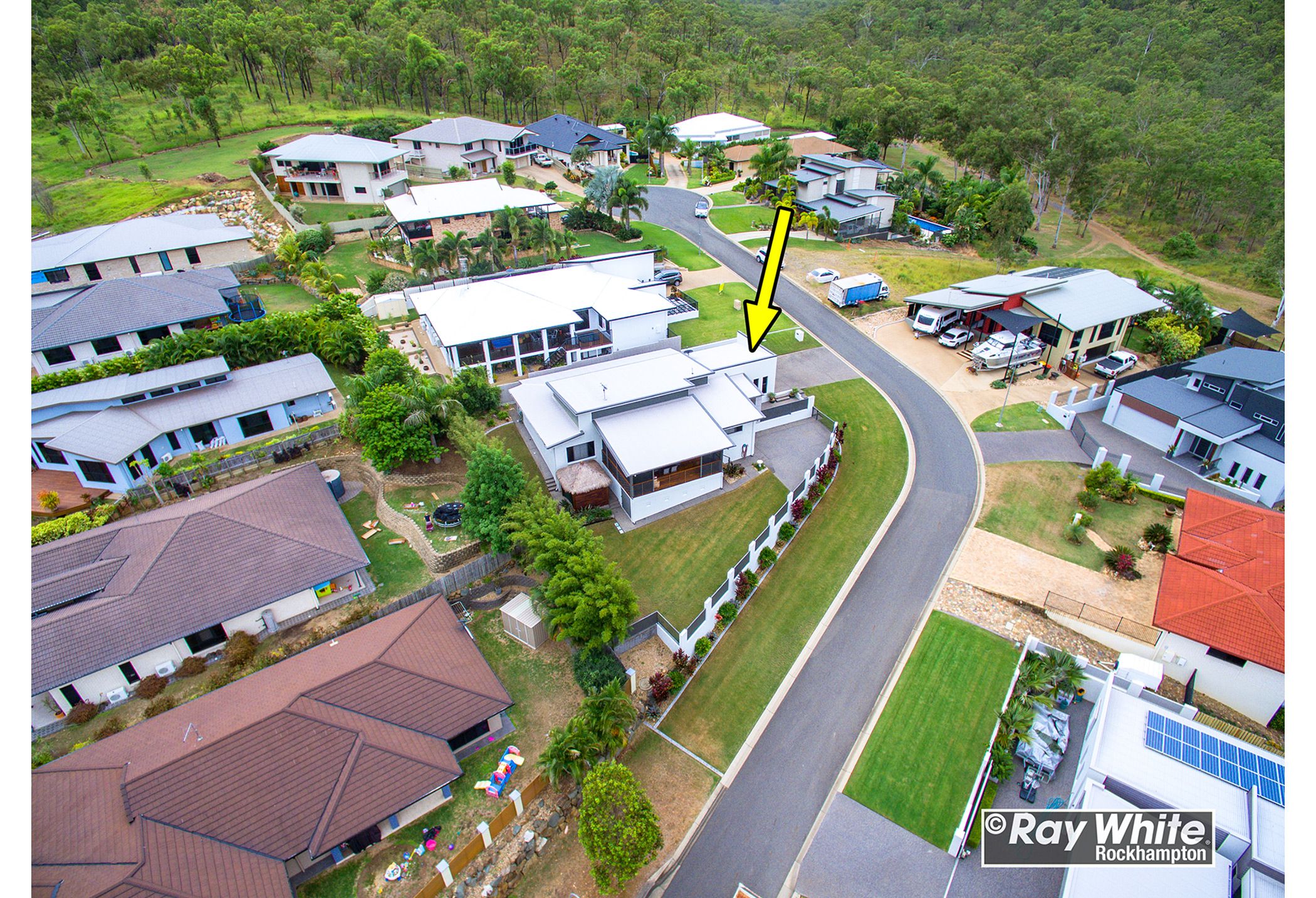 3 Retreat Avenue, Norman Gardens, QLD 4701